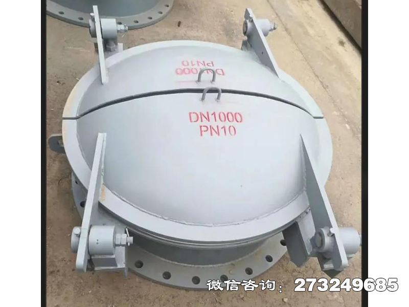 排水钢制河道拍门安装于内河航道、水利枢纽排水口，钢制材质耐泥沙冲刷，通过自动启闭调节水位。水务局、河道管理处常用，防淤结构减少河道淤积，适配含固体颗粒水流。产品支持低水头损失设计，符合水利工程标准，适配DN500-DN3000管道。排水钢制河道拍门价格电话微信联系厂家。